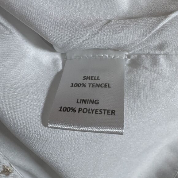 Emily McCarthy M White Top Gold Stars Elbow Length Sleeves - Picture 8 of 10